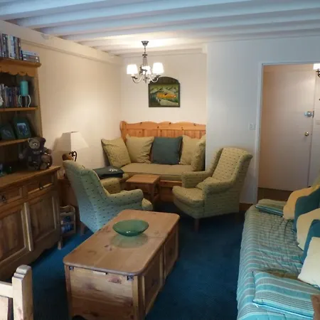 3 Pieces Skis Aux Pieds, Balcon, Parking, Animaux Admis - Fr-1-514-8 Apartment Courchevel